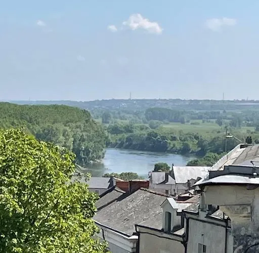 L'echauguette Du Mont Glonne *